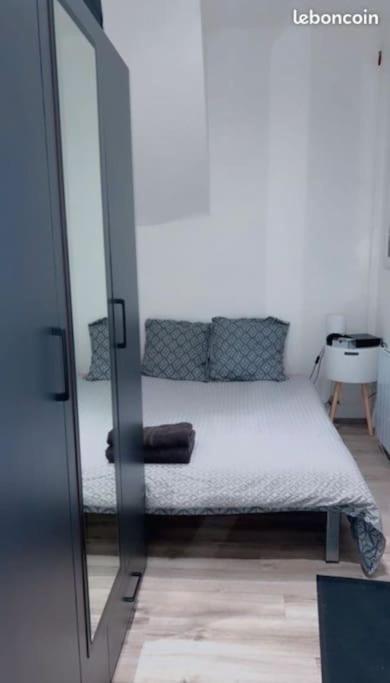 Superbe Appartement Hyper Centre-Ville De Melun Exterior foto